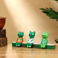 Сувенир "Лягушата на скамейке" дерево 18х4х7 см