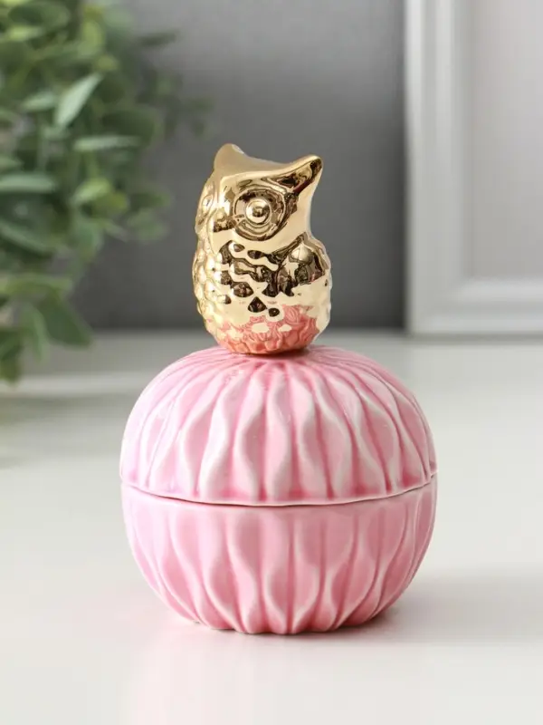 Шкатулка керамика "Золотая бабочка" розовая 8х8х9 см