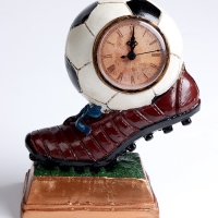 Часы настольные интерьерные, &laquo;Футбол&raquo;, на батарейках, 14.3&times;11.3&times;21.2 см, d-8 см
