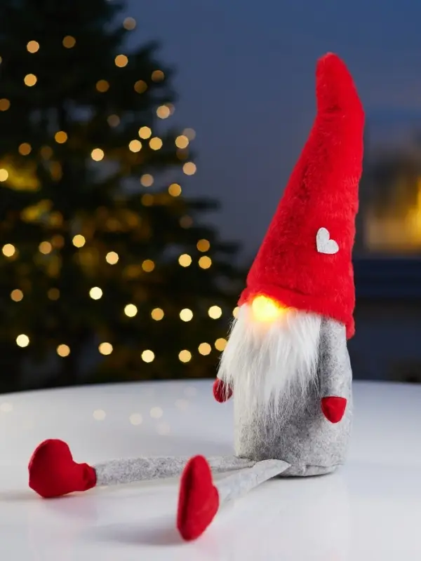 Фигура текстиль &laquo;Гномик в красной шапке&raquo; 60 см, 1 LED, LR1130х3 (в компл.), Т/БЕЛЫЙ