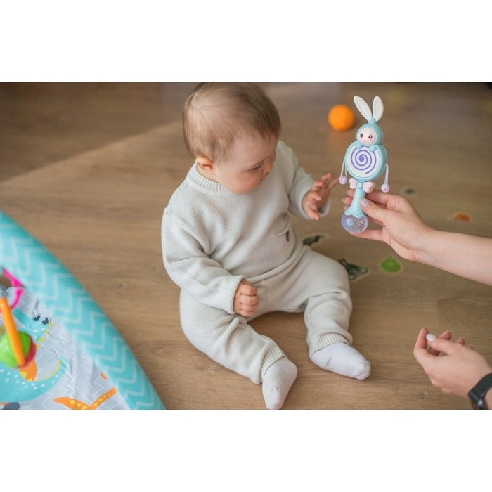 Погремушка музыкальная &laquo;Зайка барабан&raquo;, эластичные ушки, цвет МИКС, Крошка Я