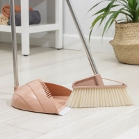 Щётка для пола Доляна: щётка 23&times;88 см, совок 26&times;26&times;73 см, цвет бежевый