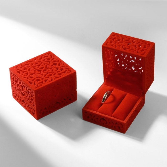 Футляр бархатный под два кольца &laquo;Кружево&raquo;, 5,5&times;6,5, цвет красный