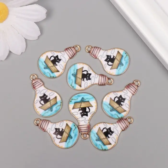 Декор для творчества металл, эмаль "Кот на лодке в лампочке" 2,8х1,6 см