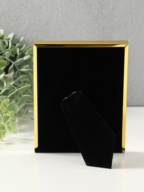 Фоторамка металл на 1 фото 10х15 см "Зебра" золото гальваника 1,7х14,2х19,3 см