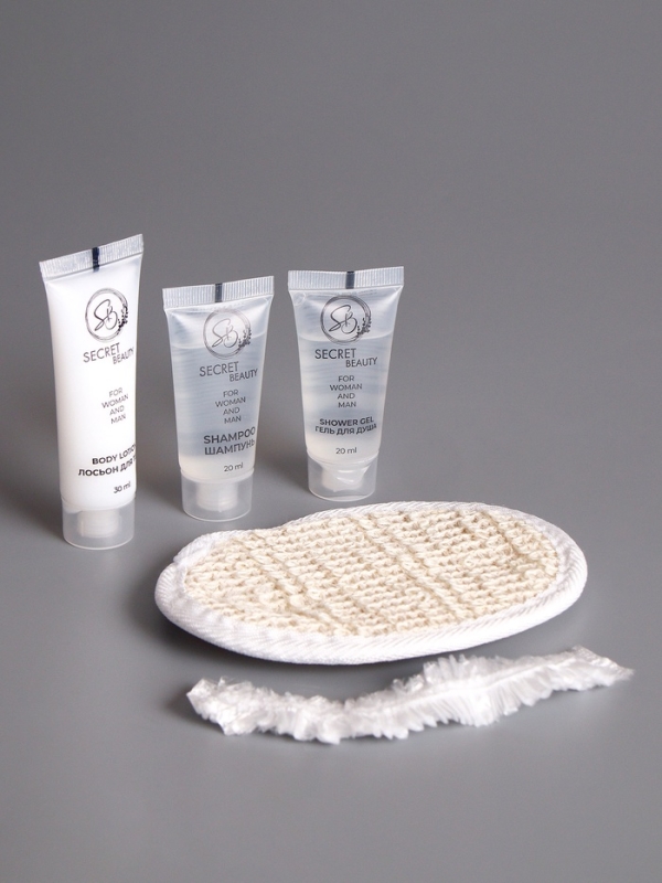 Набор для отелей (шампунь, гель для душа, шапочка, лосьон и мочалка)