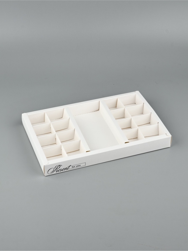 Коробка под 16 конфет и шоколад, кондитерская упаковка &laquo;Подарок для тебя&raquo; 28,8 х 18,6 х 3 см   10655