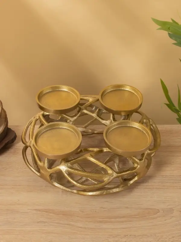 Подсвечник на 4 свечи &laquo;Венок Сплетение&raquo;, 29&times;29&times;11 см, алюминий