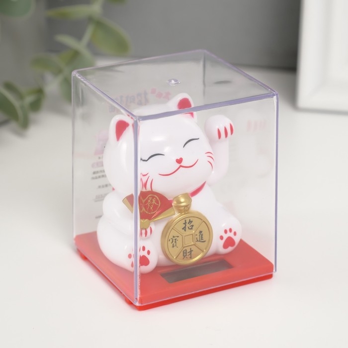Маятник пластик "Белый Манэки-нэко с веером и монеткой" 5х5х5 см