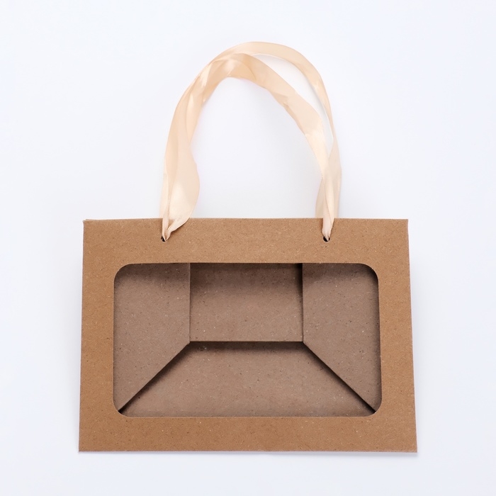 Пакет подарочный с широким дном и окном 20 &times; 14 &times; 13,2 см, крафт