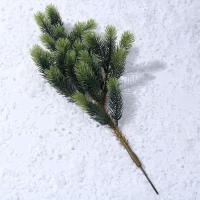 Декор &laquo;Ветвь новогодней ели&raquo;