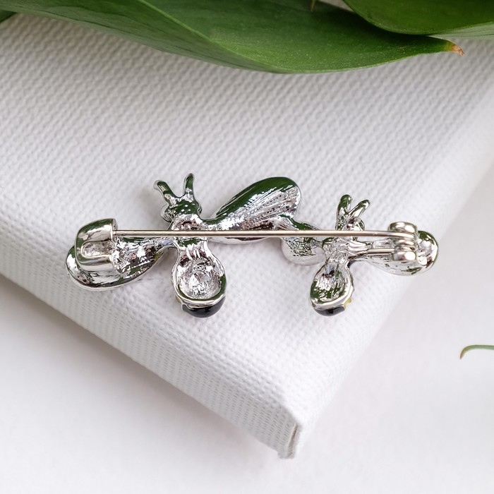 Брошь &laquo;Пчёлки&raquo;, цветная в серебре