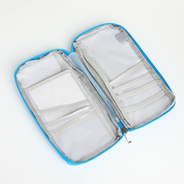 Косметичка на молнии, цвет голубой