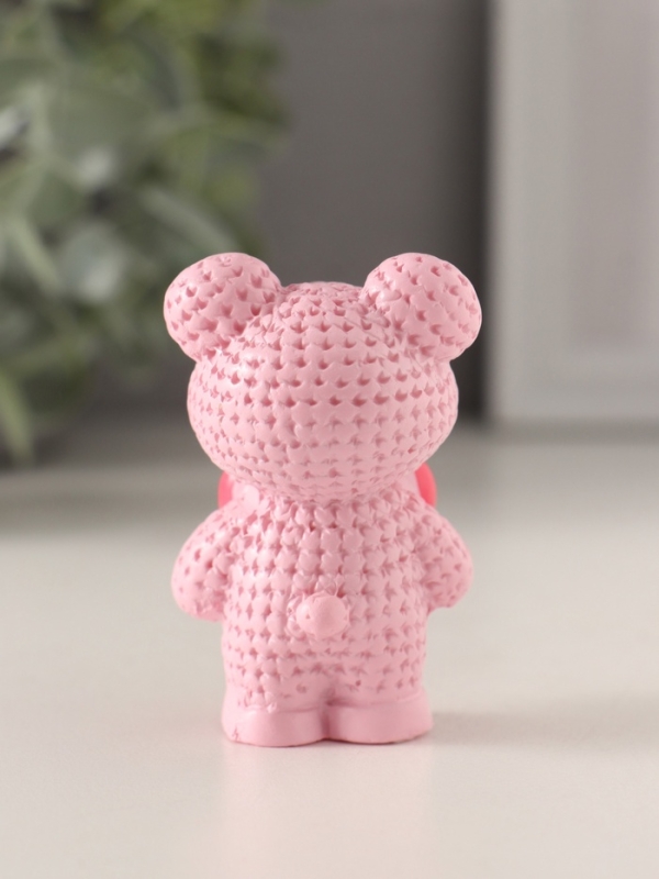 Сувенир полистоун "Вязаный мишка с большим сердцем" набор 4 шт 2,7х4х6 см