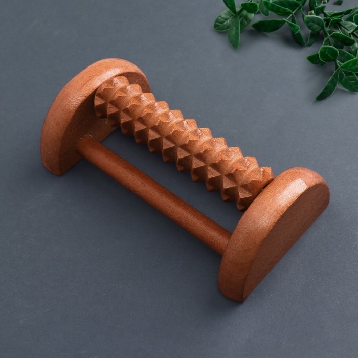 Массажёр для ног &laquo;Барабан&raquo;, 1 ролик с шипами, деревянный, 14,5 &times; 8,2 &times; 5 см