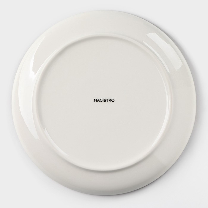 Тарелка пирожковая Magistro &laquo;Церера&raquo;, d=18 см, фарфор, голубой