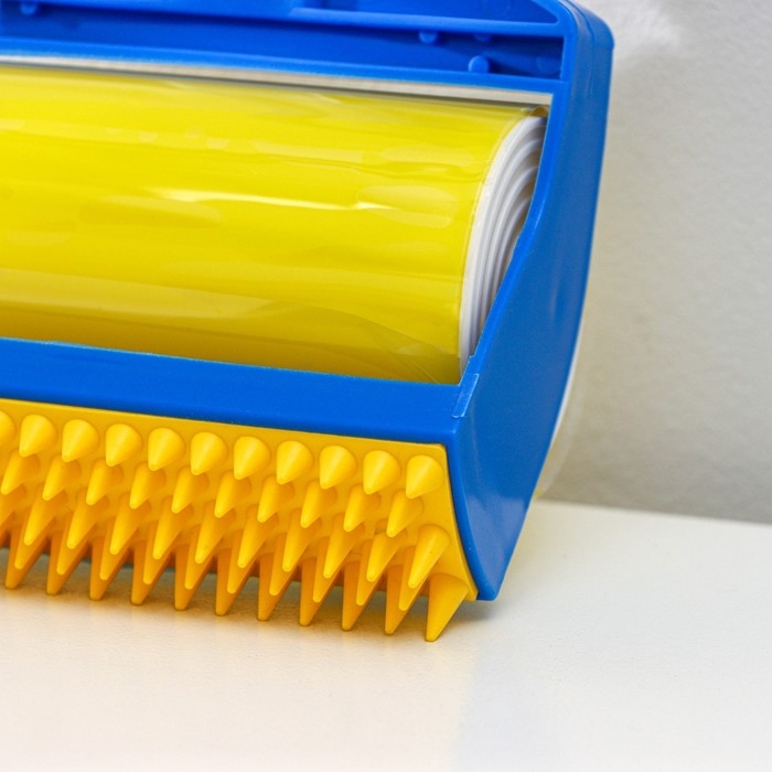 Ролик для чистки одежды с силиконовой щёткой Доляна, 20&times;11&times;7 см