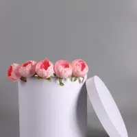 Шляпная коробка белая, 30 х 30 см