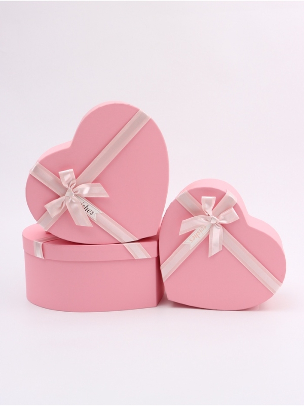 Набор коробок 3 в 1 сердца 31 х 27 х 13,3; 28 х 25 х 11,7; 26 х 23 х 10,3 см