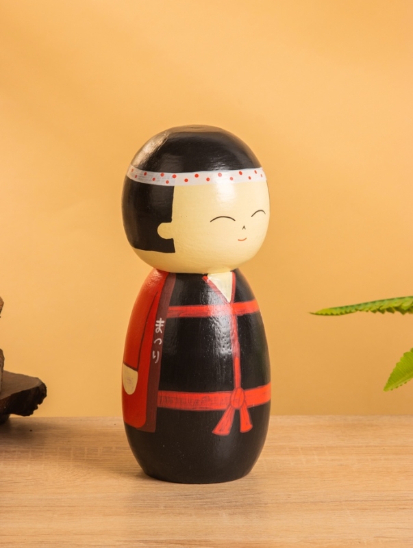 Деревянная кукла кокеши "Хидео" 9х9х21 см