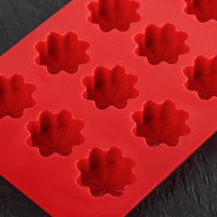 Форма для конфет и шоколада Доляна &laquo;Цветочки&raquo;, силикон, 21&times;10&times;2 см, 15 ячеек, цвет МИКС