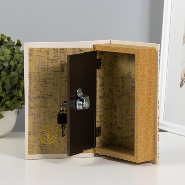 Сейф дерево книга кожа "Наши семейные ценности" 21х13х5 см