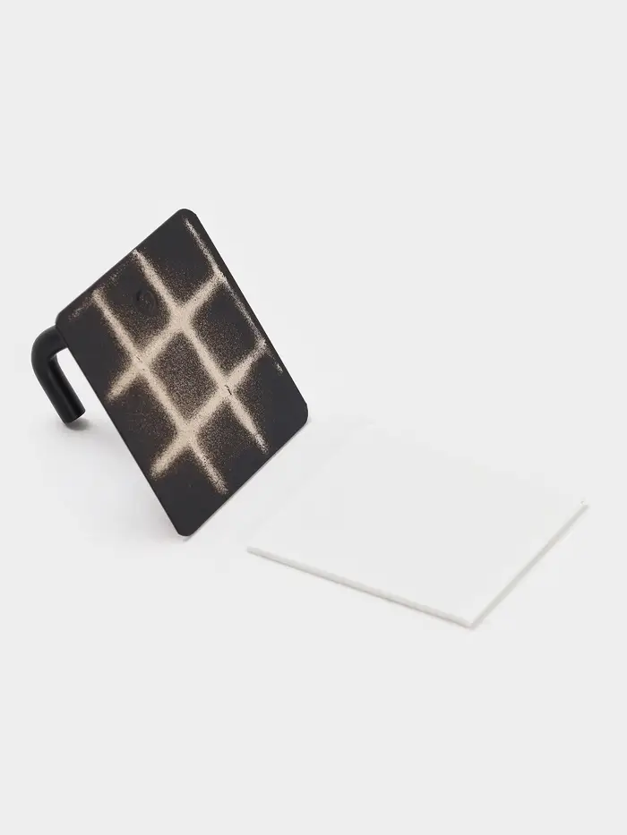 Набор крючков металлических на липучке 4 шт, квадрат, цвет черный