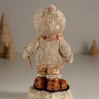 Сувенир полистоун "Малыш в вязаном наряде на мини-лыжах" 8,5х8х17,5 см