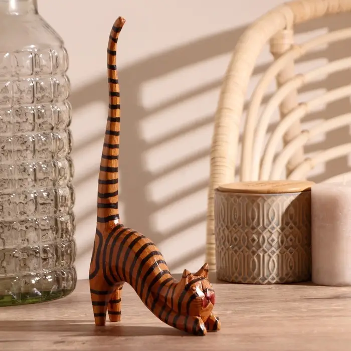 Сувенир дерево "Кошка полосатая под кольца" 12х4х25 см