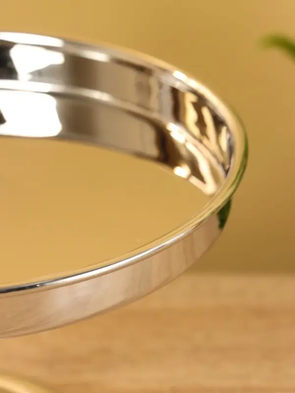 Тортовница со стеклянной крышкой 22х18х18 см