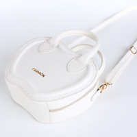 Сумка женская кросс-боди на молнии, цвет белый