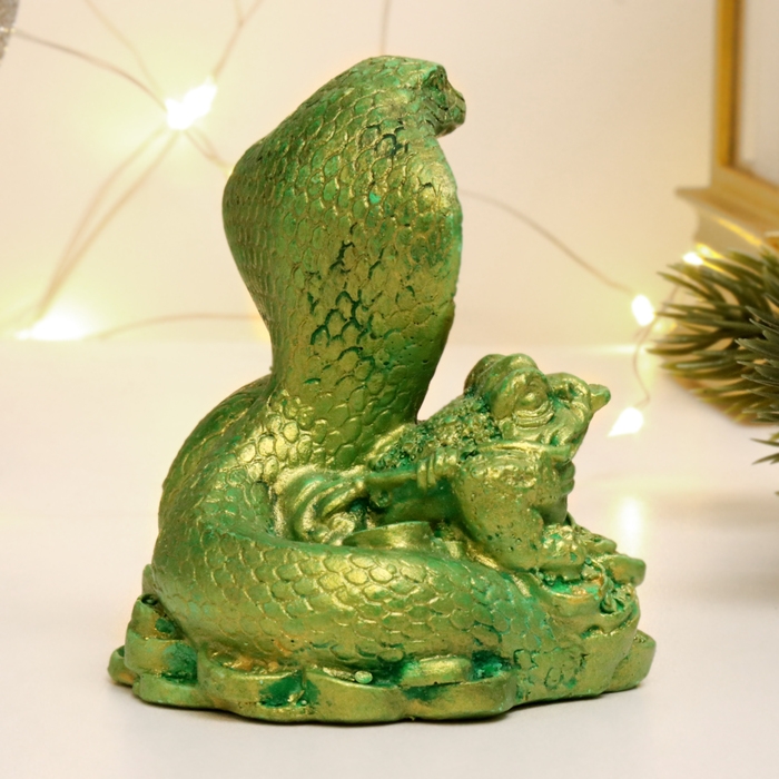 Новый год. Символ 2025. Фигура "Змея с лягушкой" зеленый с позолотой, 8х6х6см