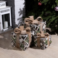 Светодиодная фигура &laquo;Подарки с еловой веткой&raquo; 15, 20, 25 см, текстиль, металл, батарейки ААх2 (не в комплекте), свечение тёплое белое