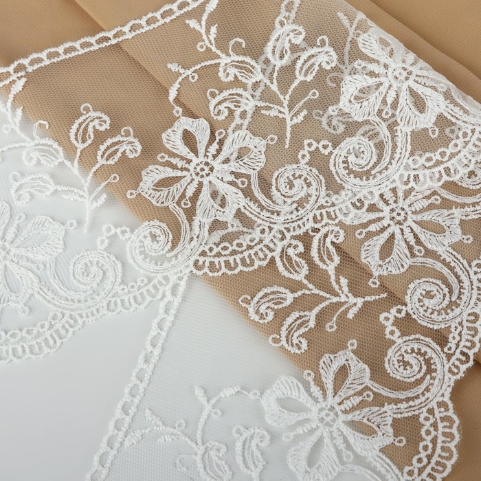 Кружево на сетке, 110 мм &times; 11 &plusmn; 1 м, цвет айвори