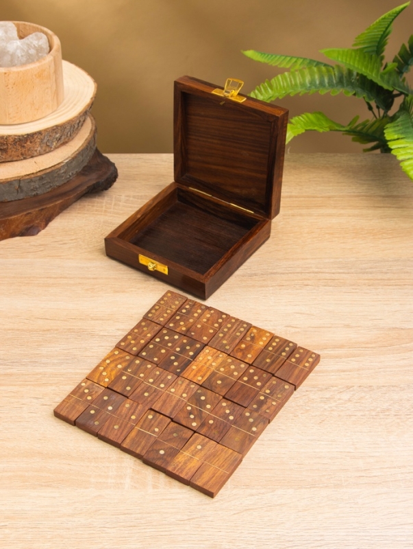 Настольная игра &laquo;Домино&raquo;, 11&times;11.5&times;4 см, дерево шишам, латунь