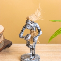 Сувенир &laquo;Абориген теннисист&raquo;, 10&times;8&times;17 +/- 1 см, дерево