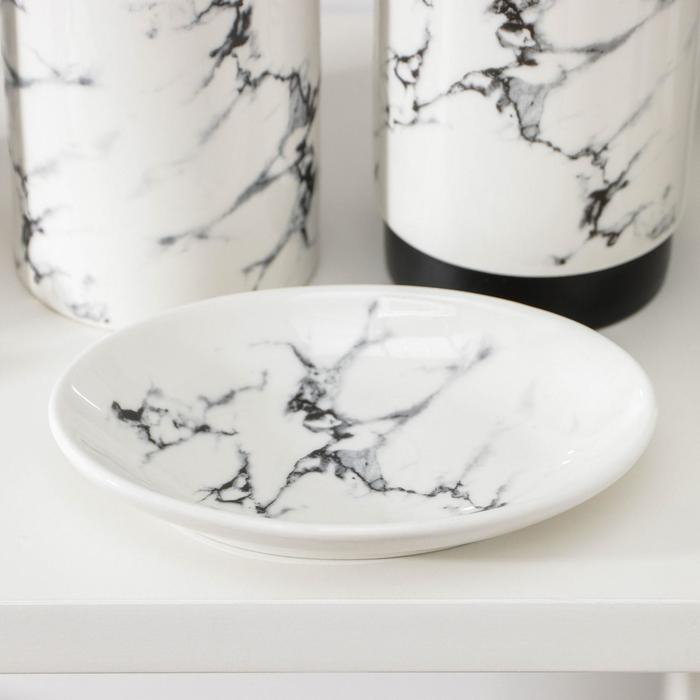 Набор аксессуаров для ванной комнаты &laquo;Мраморный металл&raquo;, 4 предмета (мыльница, дозатор 400 мл, два стакана), цвет белый