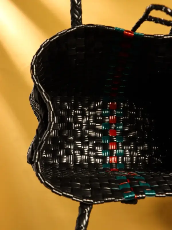 Сумка плетёная пластиковая 23х11х30 см, цв. чёрный