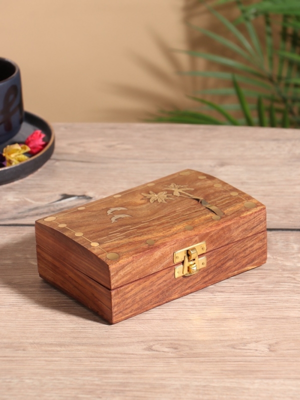 Шкатулка &laquo;Дельфины&raquo;, 15.5&times;10.5&times;5.5 см, дерево шишам, латунь