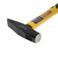 Молоток слесарный ТУНДРА ПРОФИ, квадратный боек, фиберглассовая 3К рукоятка, 300 г