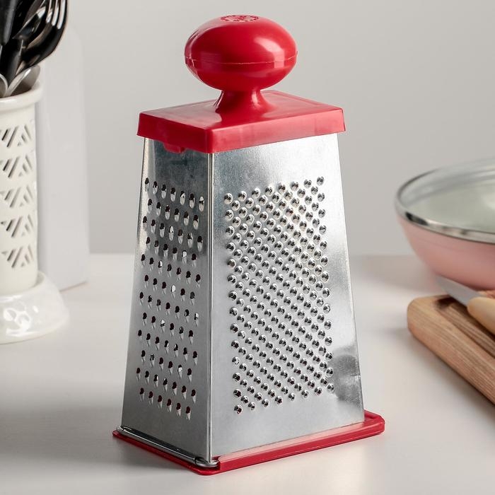 Тёрка &laquo;Комфорт&raquo;, 4 грани,с крышкой-дозатором и круглой ручкой, 11&times;8,5&times;23 см, цвет МИКС