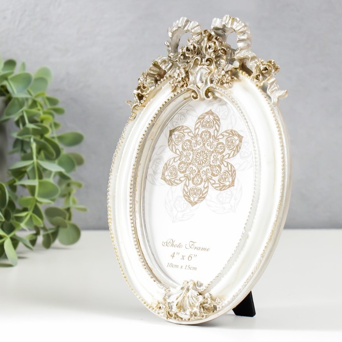 Фоторамка полистоун 10х15 см "Бант и медальон" белая с золотом 21х14 см