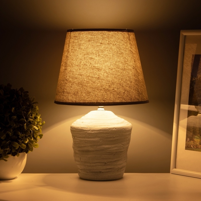 Настольная лампа с абажуром RISALUX &laquo;Небраска&raquo;, 1&times;40 Вт, Е27, серый, 20&times;20&times;32 см