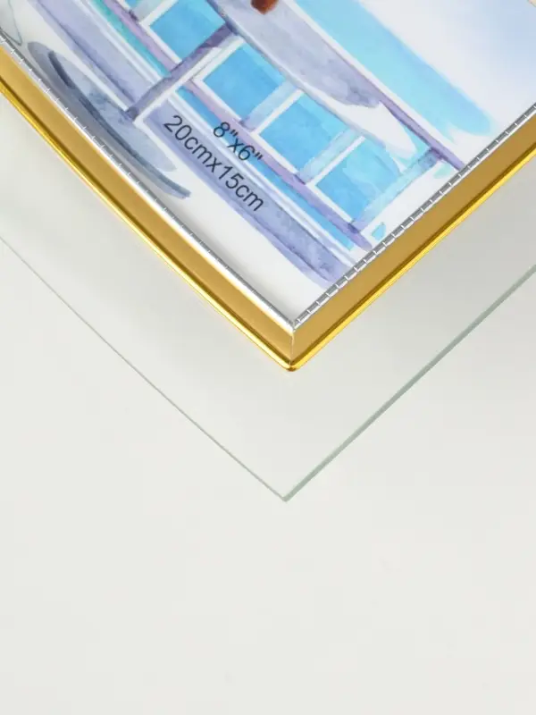 Фоторамка стекло 15х20 см "Золотой кант" горизонталь 23,5х20,5 см