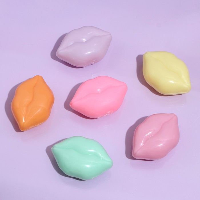 Бальзам для губ &laquo;Поцелуй&raquo;, микс цветов и запахов