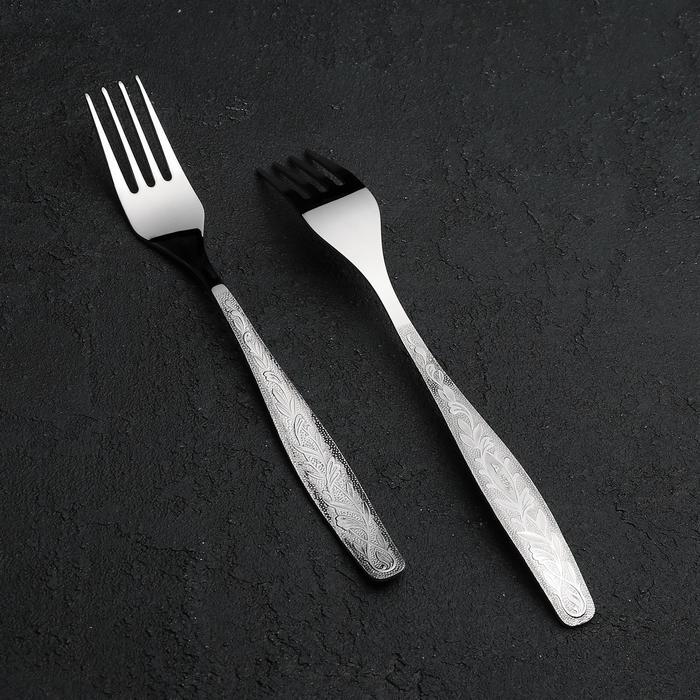 Вилка столовая &laquo;Уралочка&raquo;, длина 19,5 см, толщина 2 мм, цвет серебряный