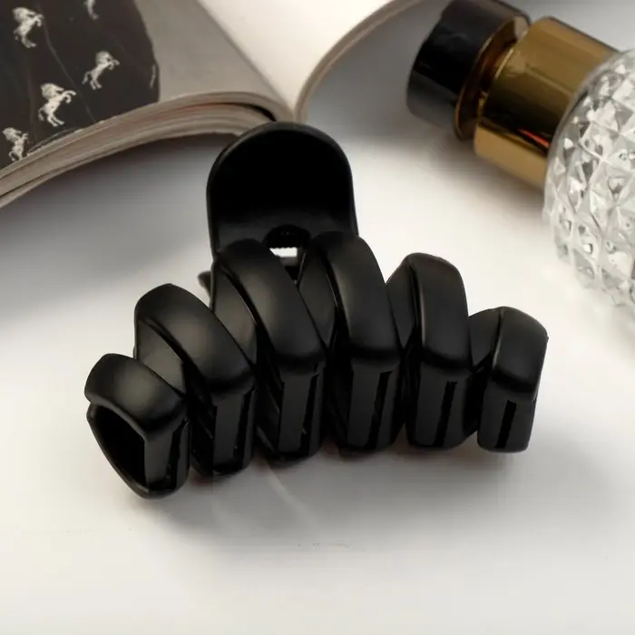 Крабик для волос &laquo;Матовый&raquo;, геометрия люкс, 7.5 см, чёрный