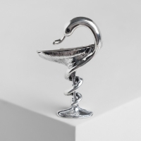 Брошь &laquo;Змея в геральдике&raquo; знак, цвет чернёное серебро