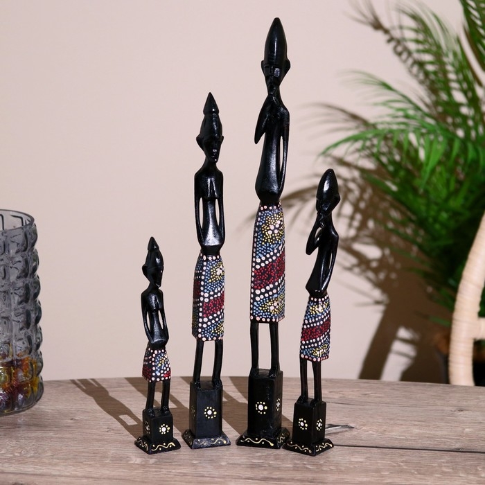 Статуэтки "Семья аборигенов" дерево (набор 4 штуки) 40,30,25,20 см   МИКС