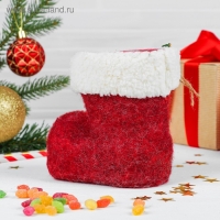 Конфетница &laquo;Сапожок&raquo;, с веточкой, на завязке, вместимость 400 г, цвет красный